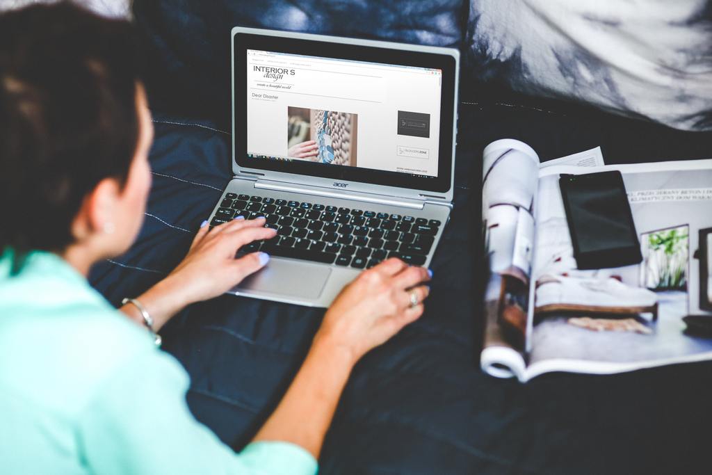Girl Geek Blogging